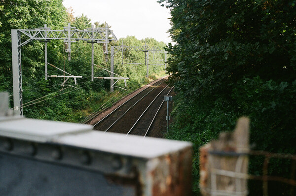 Bridge over train tracks